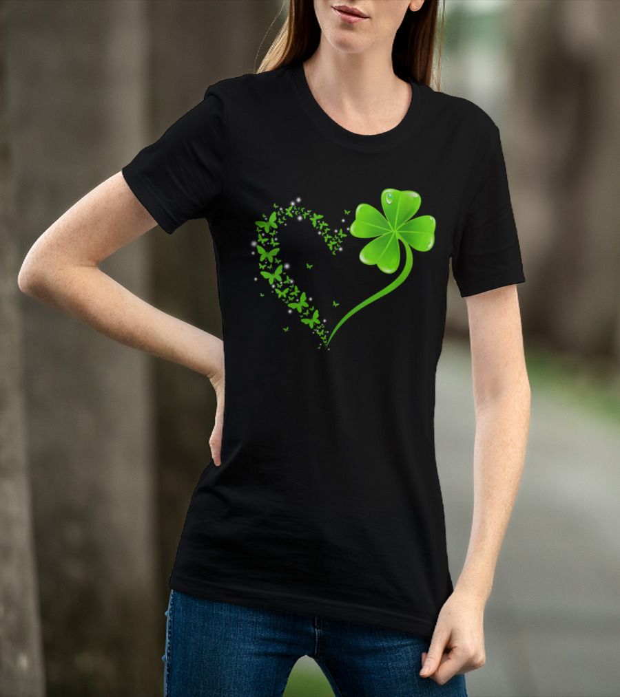 Heart Shamrock Butterfly St Patrick's Day Green Clover T-Shirt