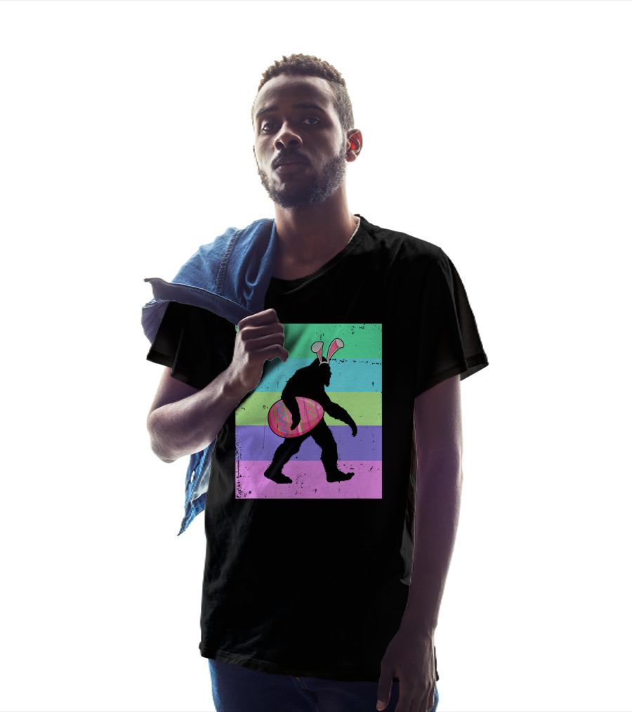 Vintage Bigfoot Easter Bunny Eggs Sasquatch Retro Gradient T-Shirt
