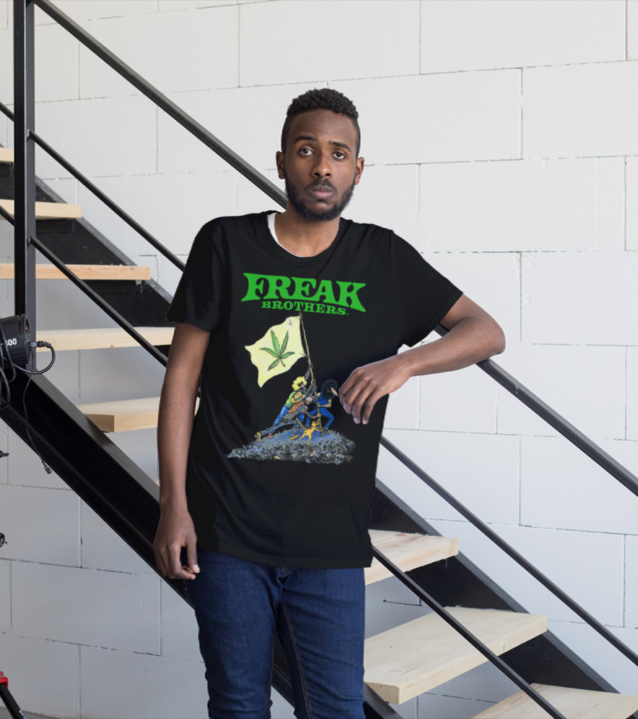 Freak Brothers Raise The Flag Cannabis Leaf Iconic Comic T-Shirt