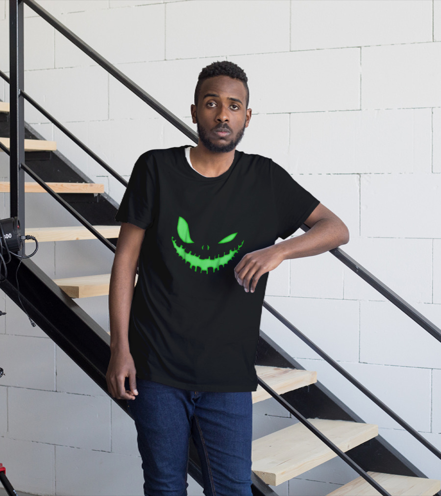 Spooky Face Halloween Dark Green Glow Creepy Smile T-Shirt