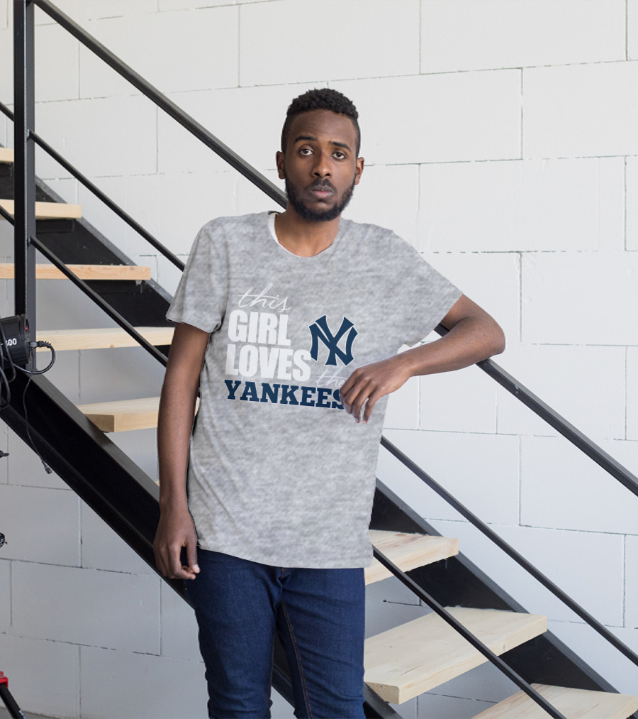 This Girl Loves The New York Yankees T-Shirt