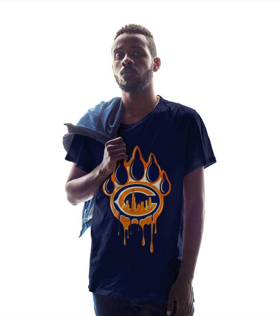 Chicago Bears Dripping Paw Print Skyline T-Shirt