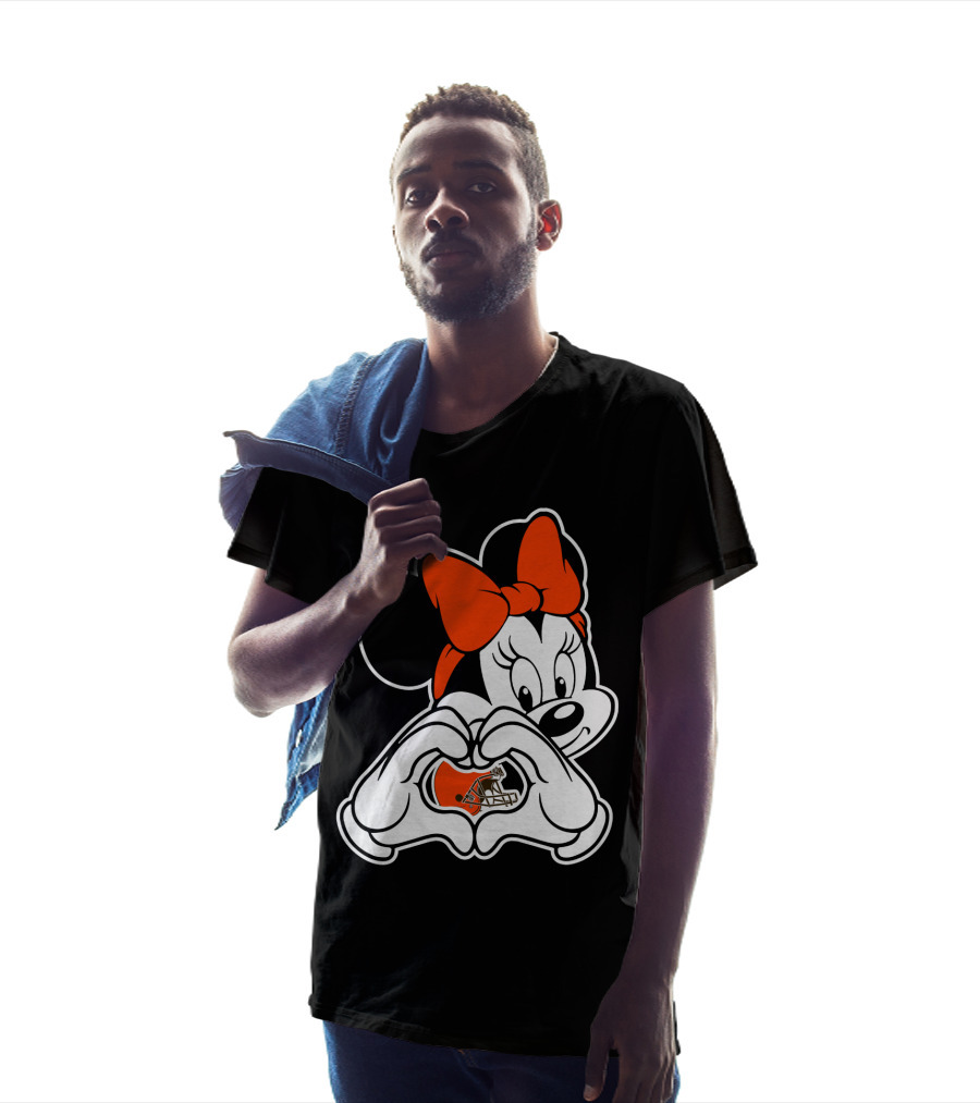 Cleveland Browns Minnie Mouse Heart Hands Football Helmet T-Shirt