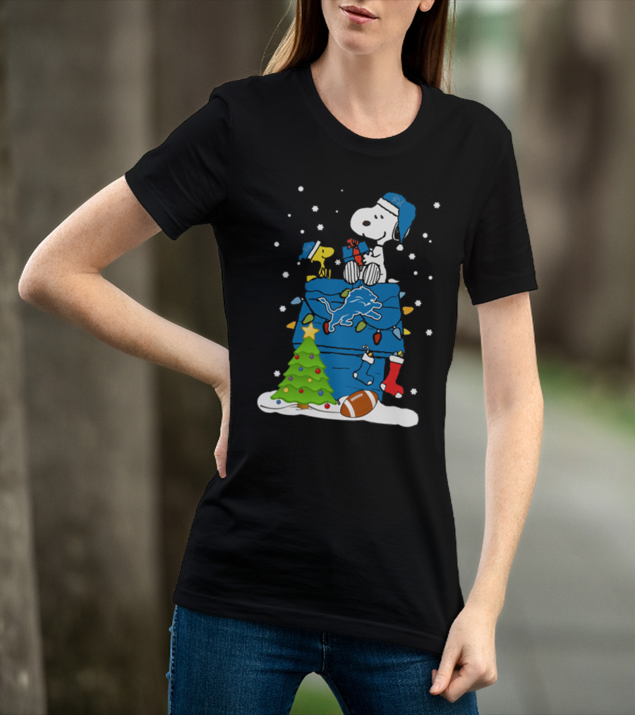 Detroit Lions Snoopy Christmas Football House With Tree And Stockings T-Shirt