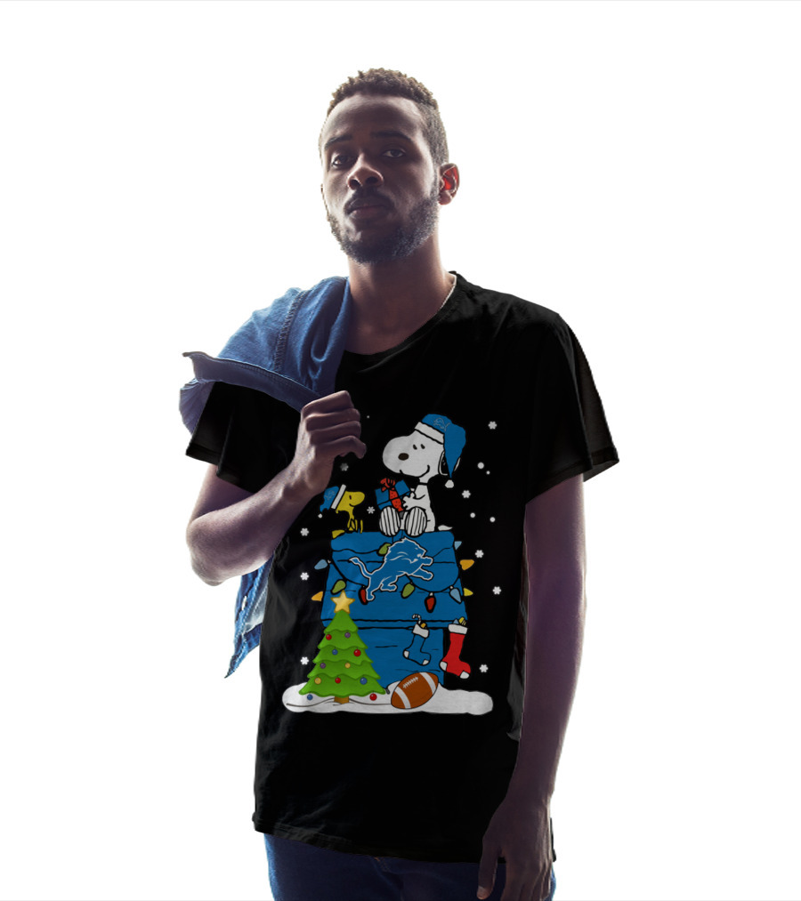 Detroit Lions Snoopy Christmas Football House With Tree And Stockings T-Shirt