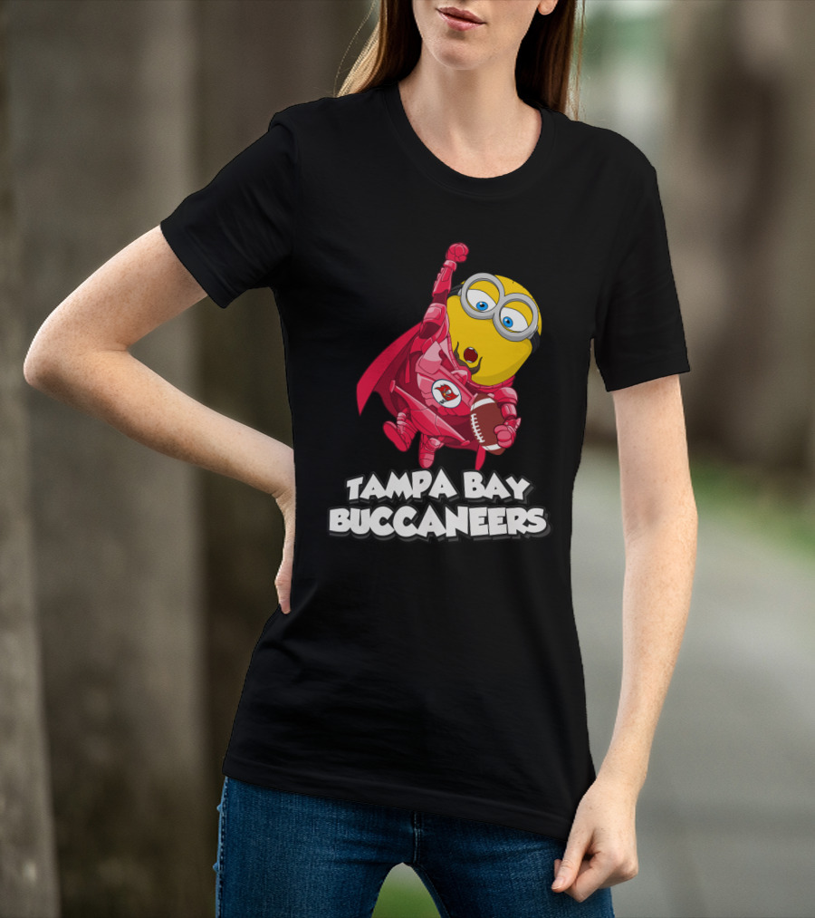 Tampa Bay Buccaneers Minion Football Crossover T-Shirt