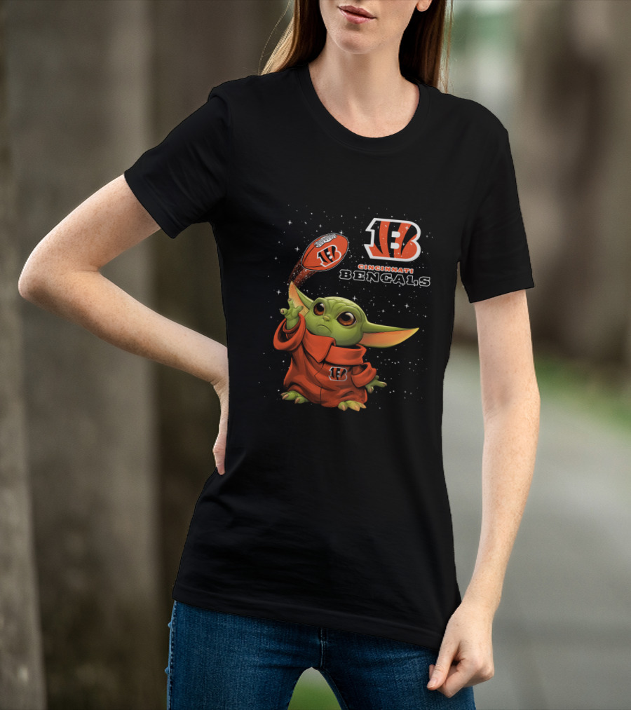 Cincinnati Bengals Baby Yoda Force Powers Football Team T-Shirt