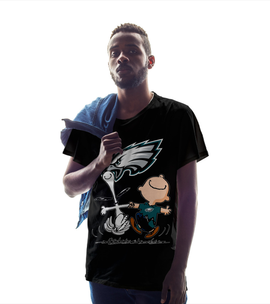Snoopy And Philadelphia Eagles Logo Dance T-Shirt