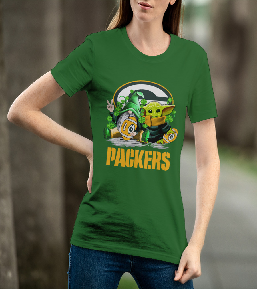 Green Bay Packers Shamrock Gnome And Alien Football St. Patrick's Day T-Shirt