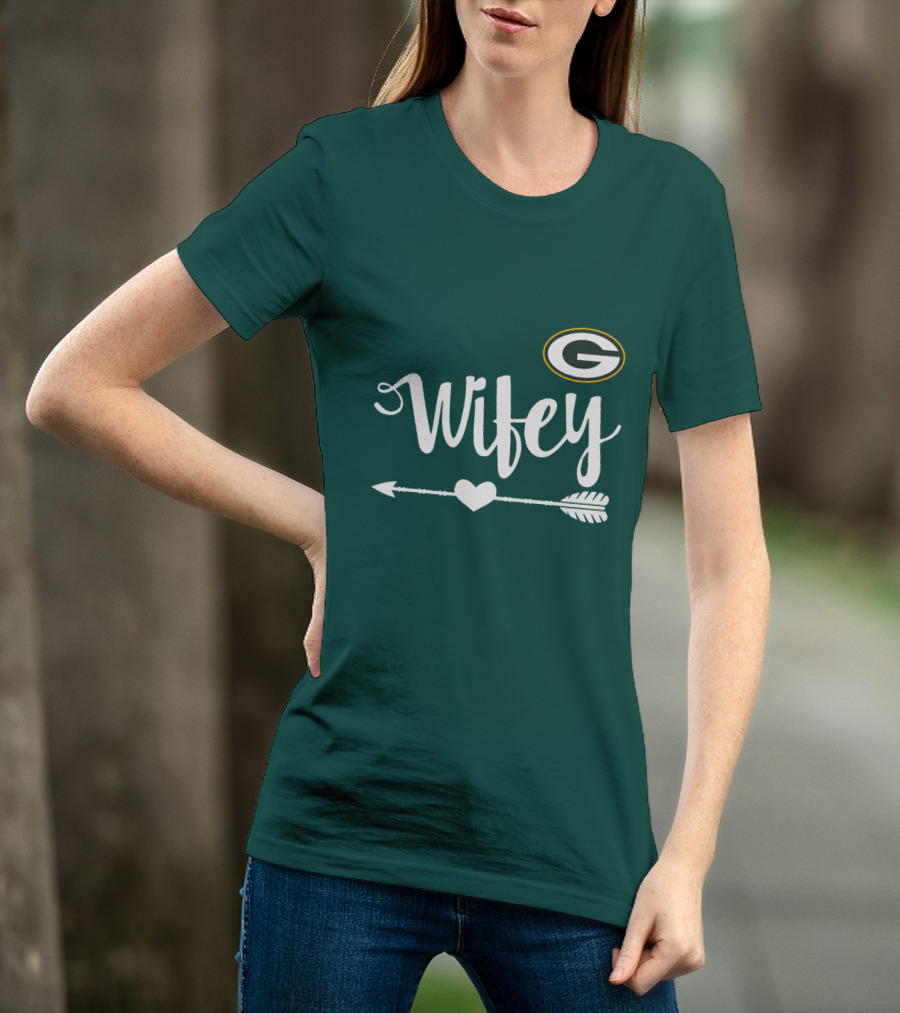 Wifey Green Bay Packers Arrow Heart T-Shirt