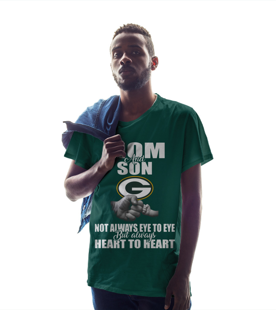 Green Bay Packers Mom And Son Not Always Eye To Eye But Always Heart To Heart T-Shirt