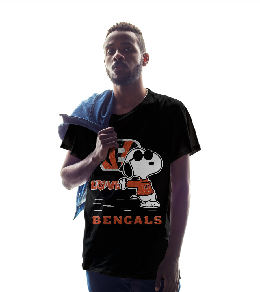 Snoopy Bengals Love Cincinnati Nfl Football Fans T-Shirt