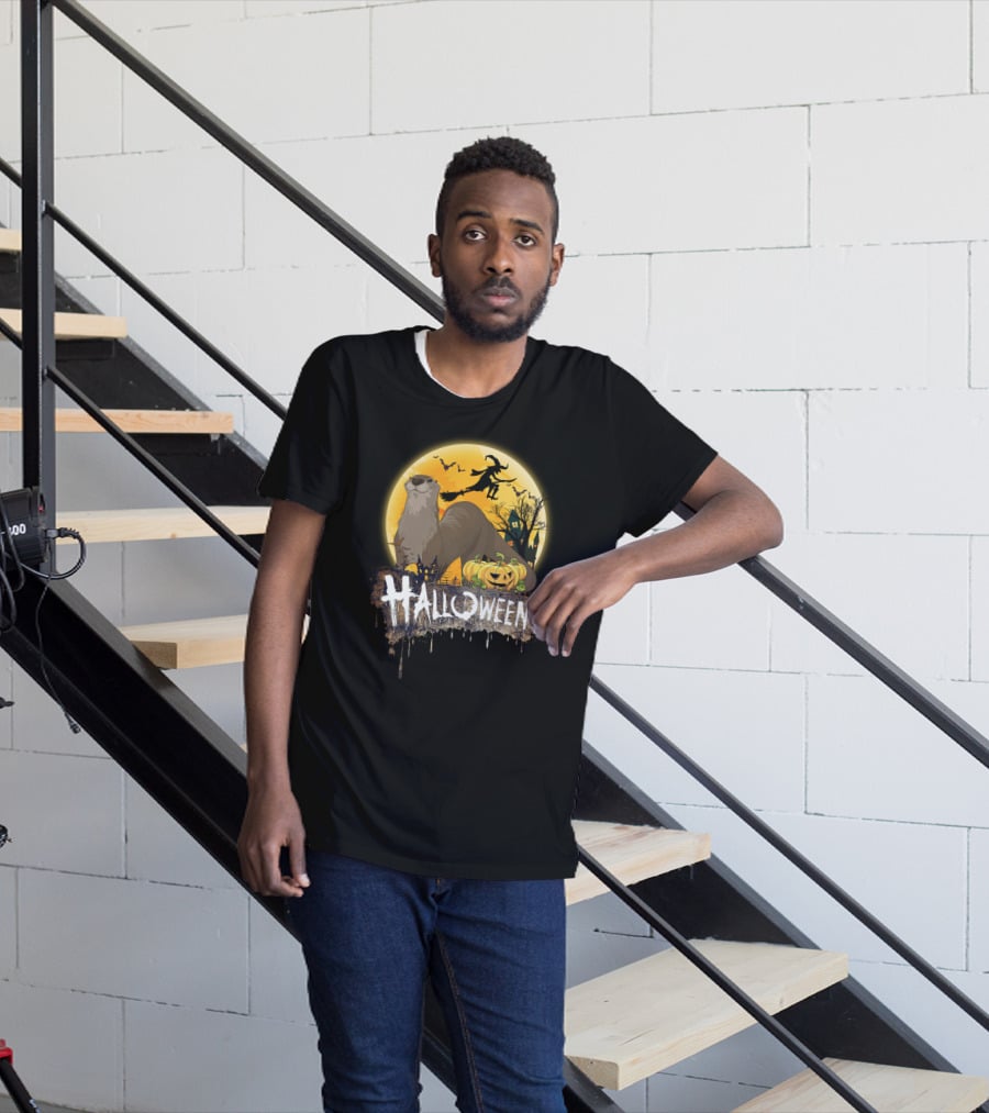 Otter Lovers Halloween With Pumpkins And Flying Witch Silhouette Scene T-Shirt