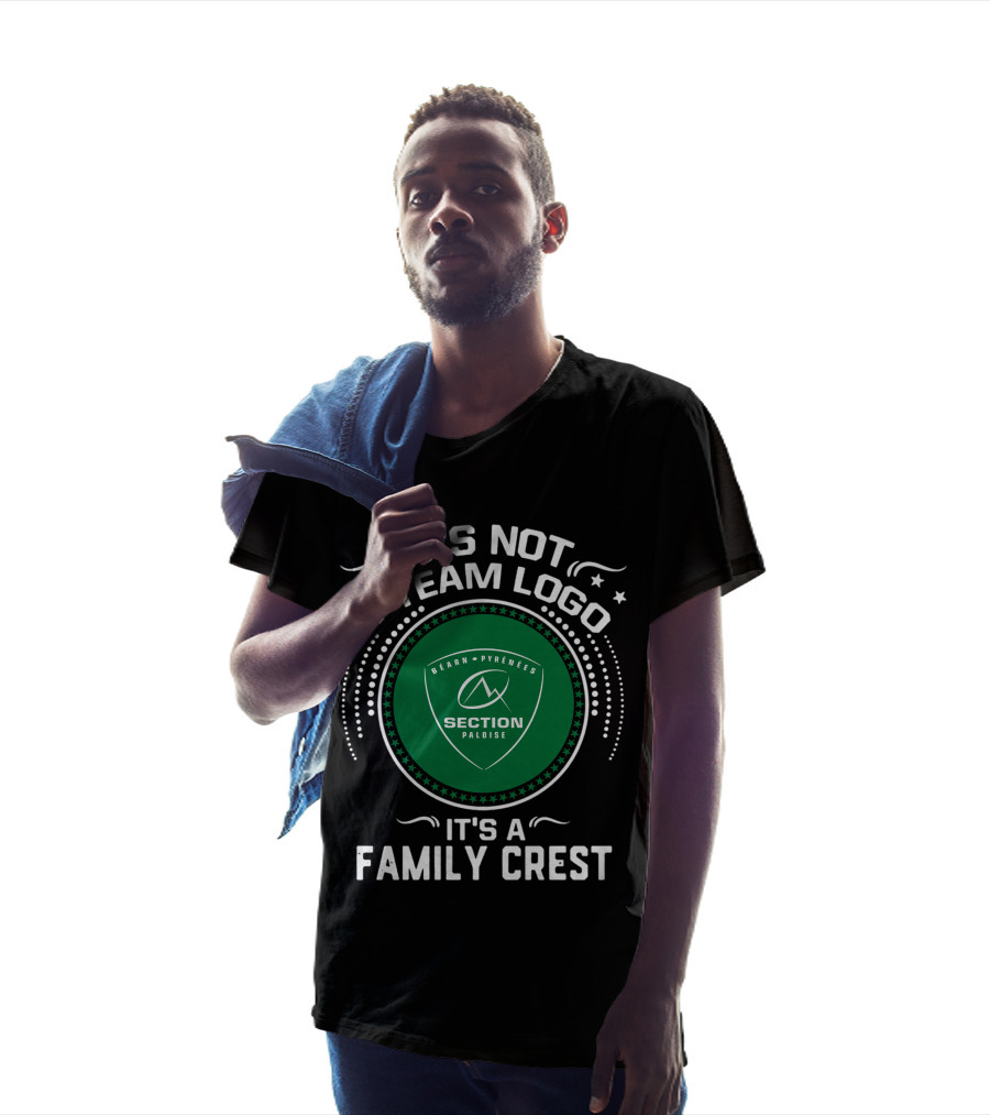 Section Paloise Béarn Pyrénées It's Not A Team Logo It's A Family Crest T-Shirt