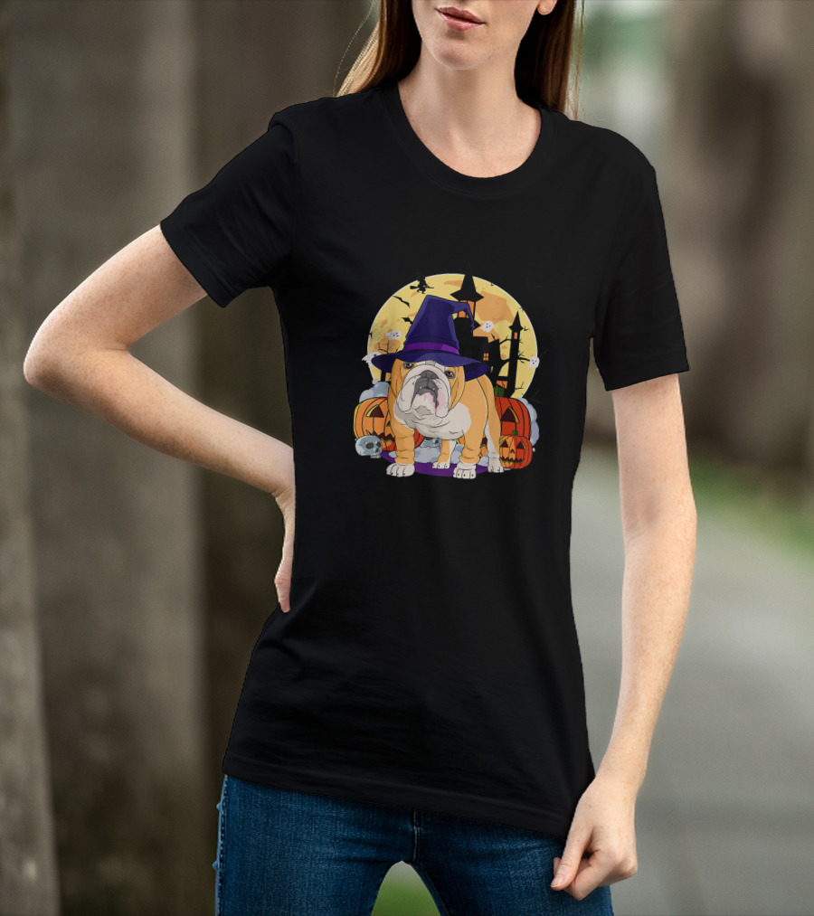 English Bulldog Witch Hat Halloween Pumpkins And Haunted House T-Shirt