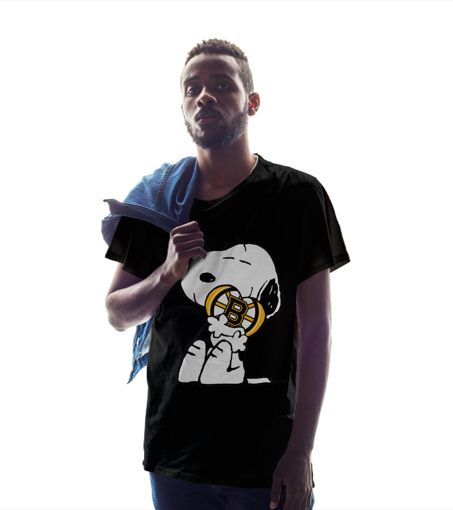 Snoopy Hugging Boston Bruins T-Shirt
