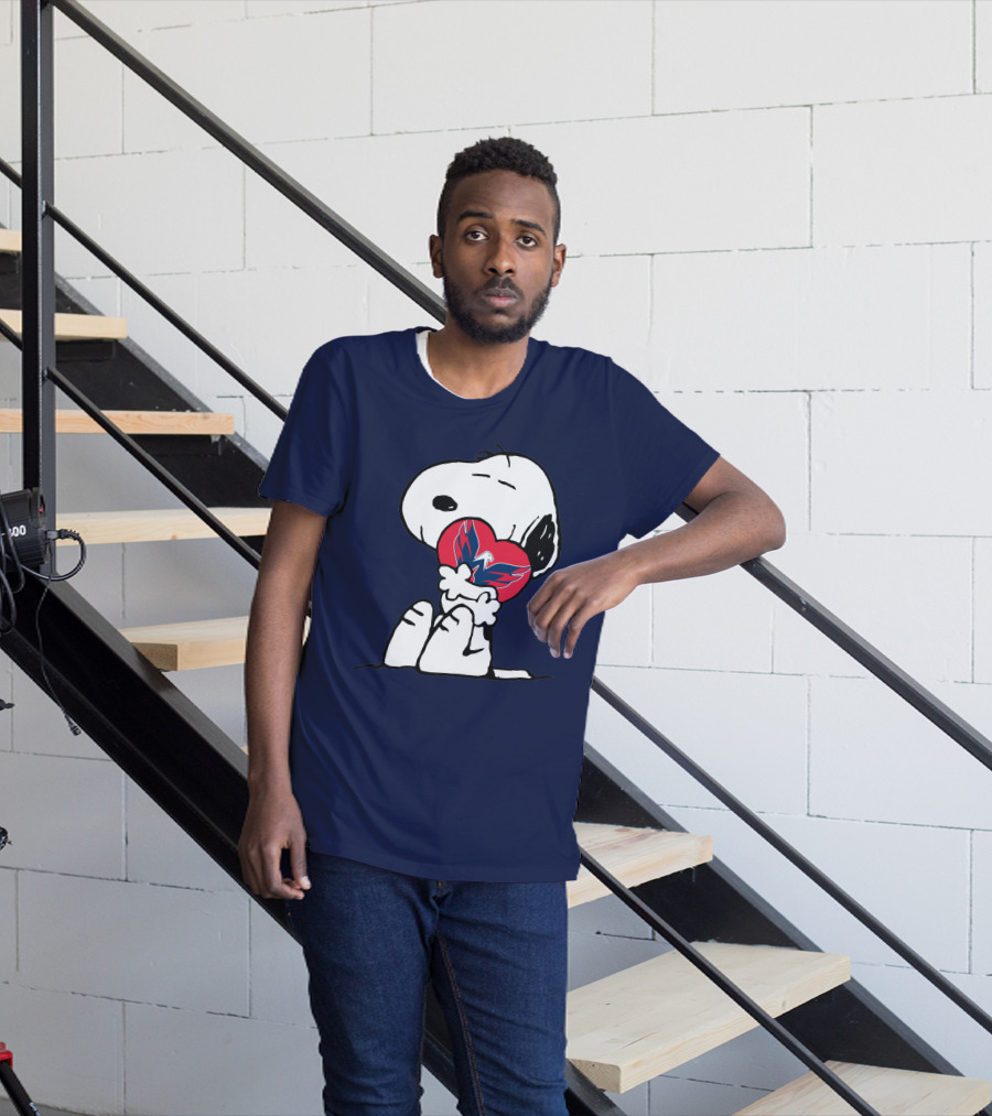 Snoopy Hugging Washington Capitals Heart T-Shirt