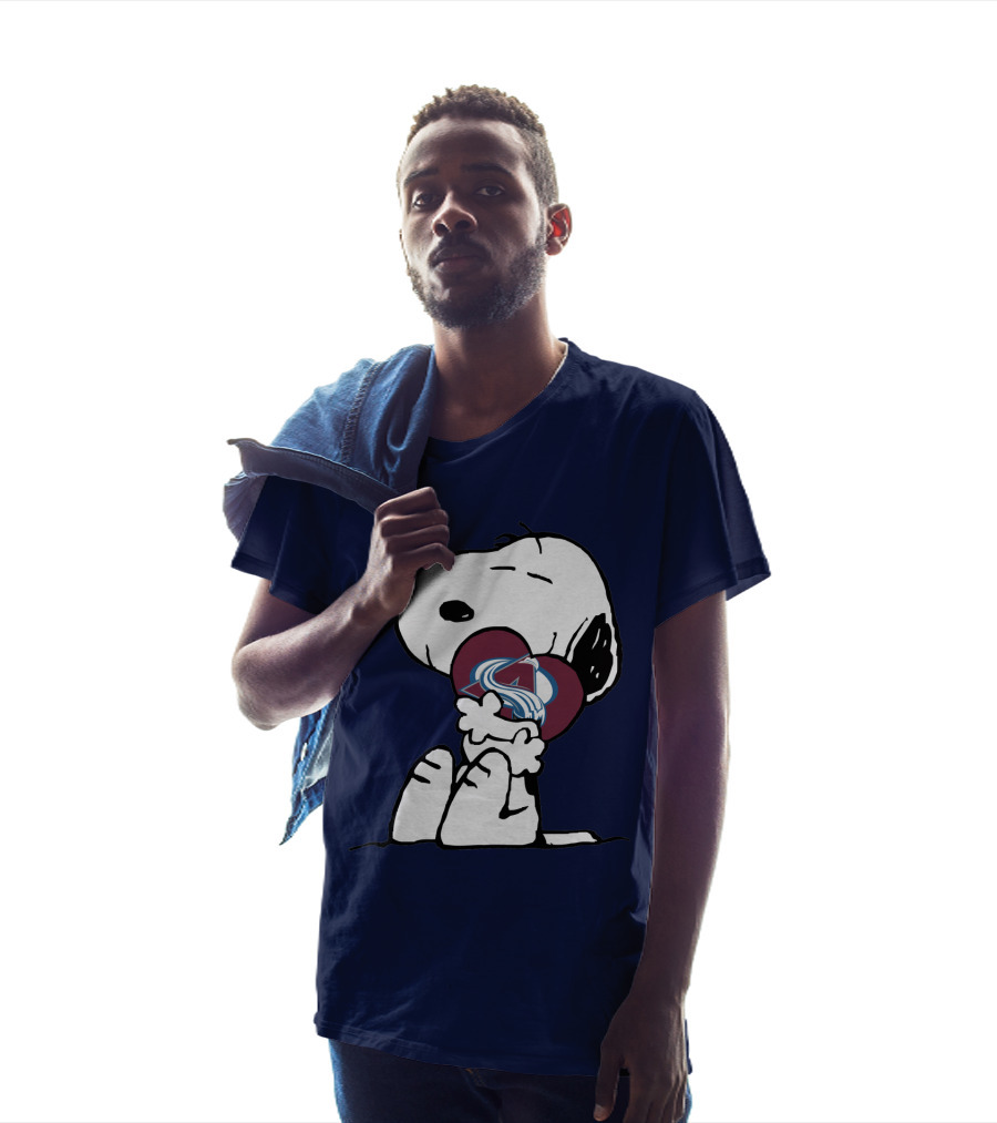 Snoopy Holding Colorado Avalanche Heart T-Shirt