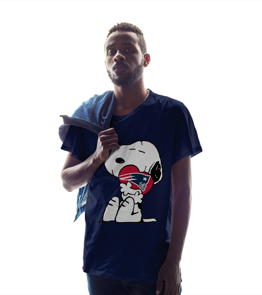 New England Patriots Snoopy Heart T-Shirt