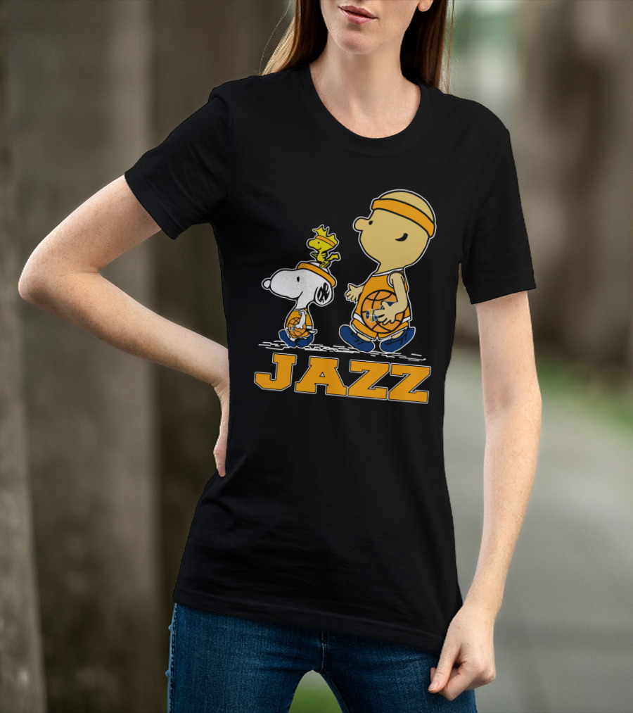 Snoopy And Woodstock With Basketball For Utah Jazz Fans T-Shirt