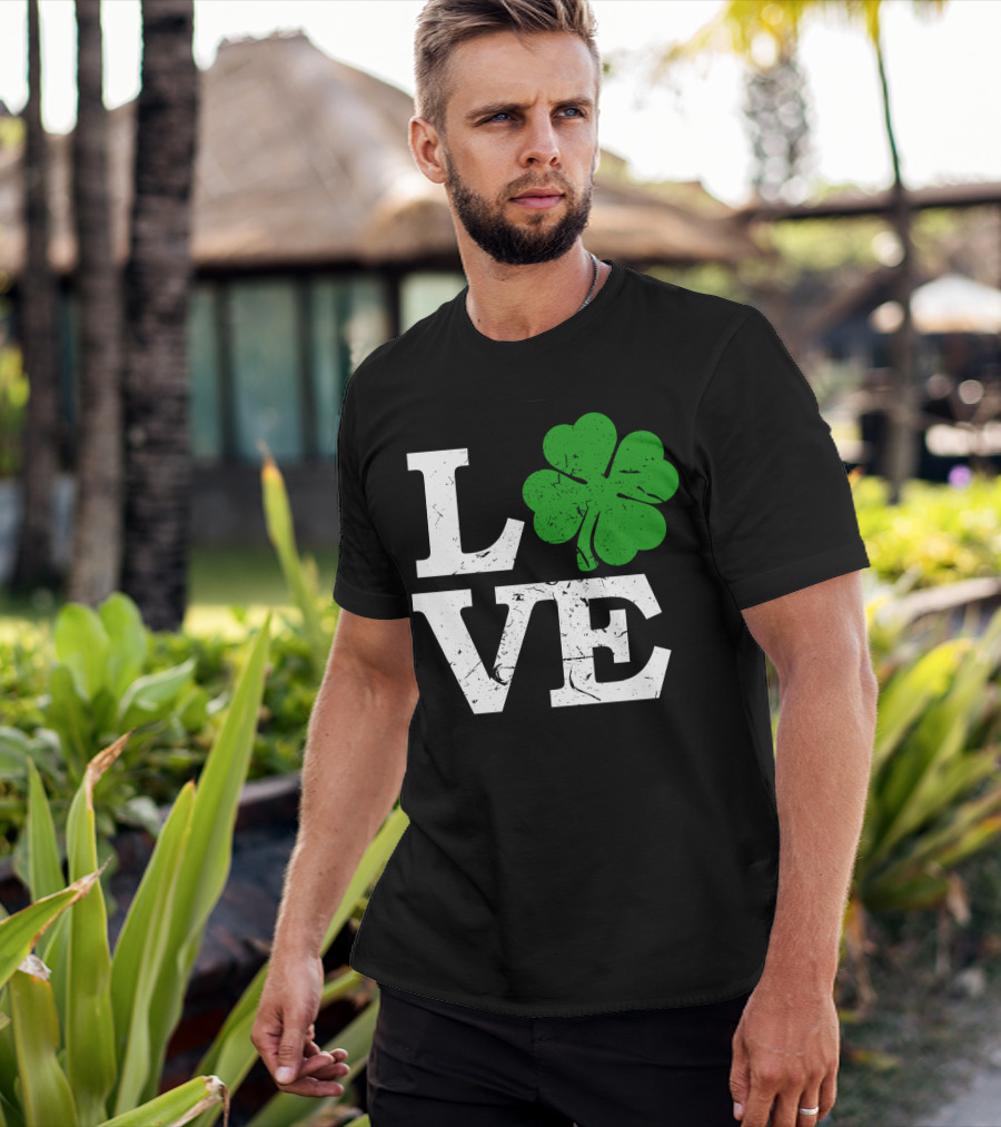 St. Patrick's Day Love With Shamrock T-Shirt