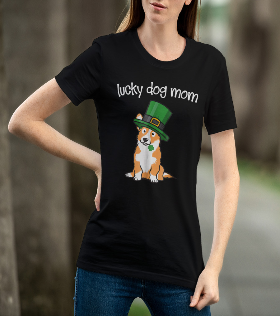 Lucky Dog Mom St Patricks Day Corgi T-Shirt