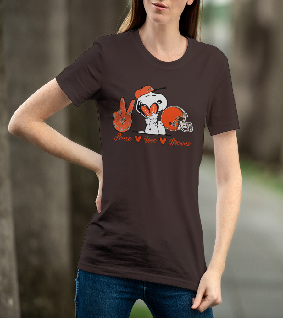 Peace Love Browns Snoopy Cleveland Browns Helmet T-Shirt
