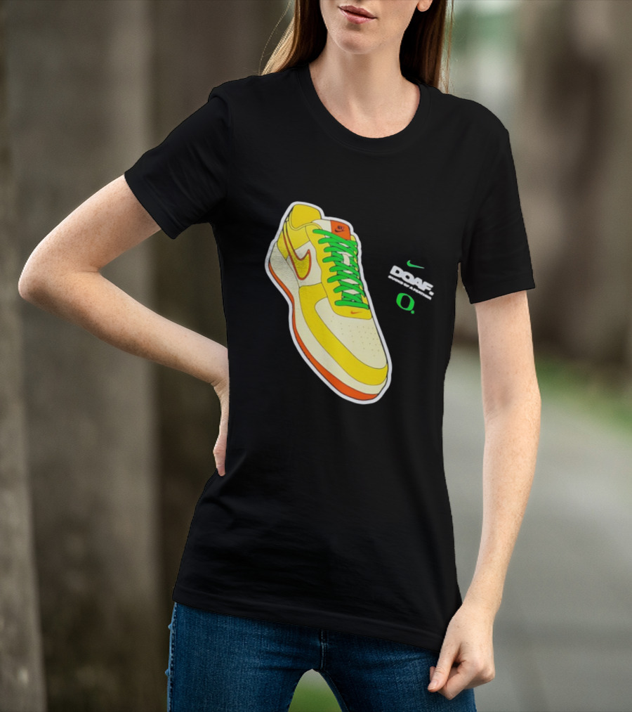 Oregon Ducks DOAF Hatched Heat Nike Sneaker T-Shirt