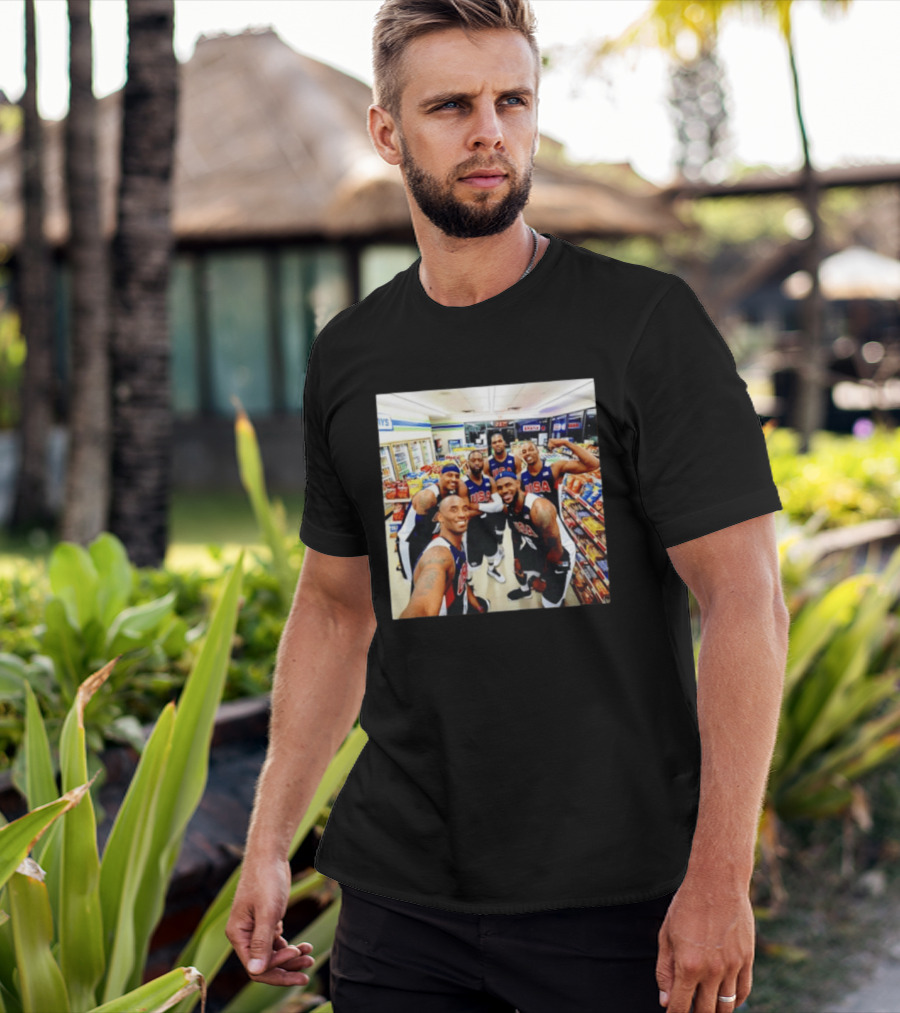 USA Legend Basketball Kobe Bryant LeBron James Dwight Howard Selfie Meme 7 Eleven USA Jersey Team Players T-Shirt