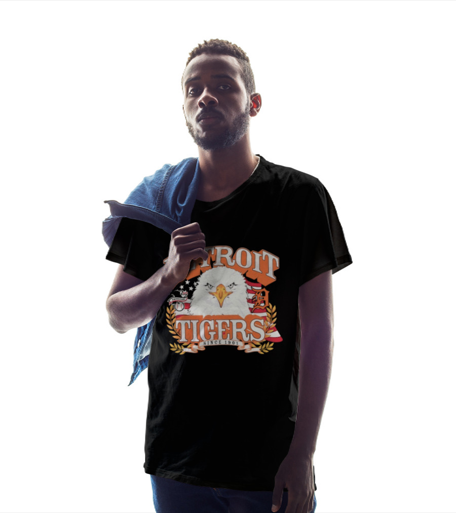 Detroit Tigers Eagle Emblem With American Flag And Stars T-Shirt