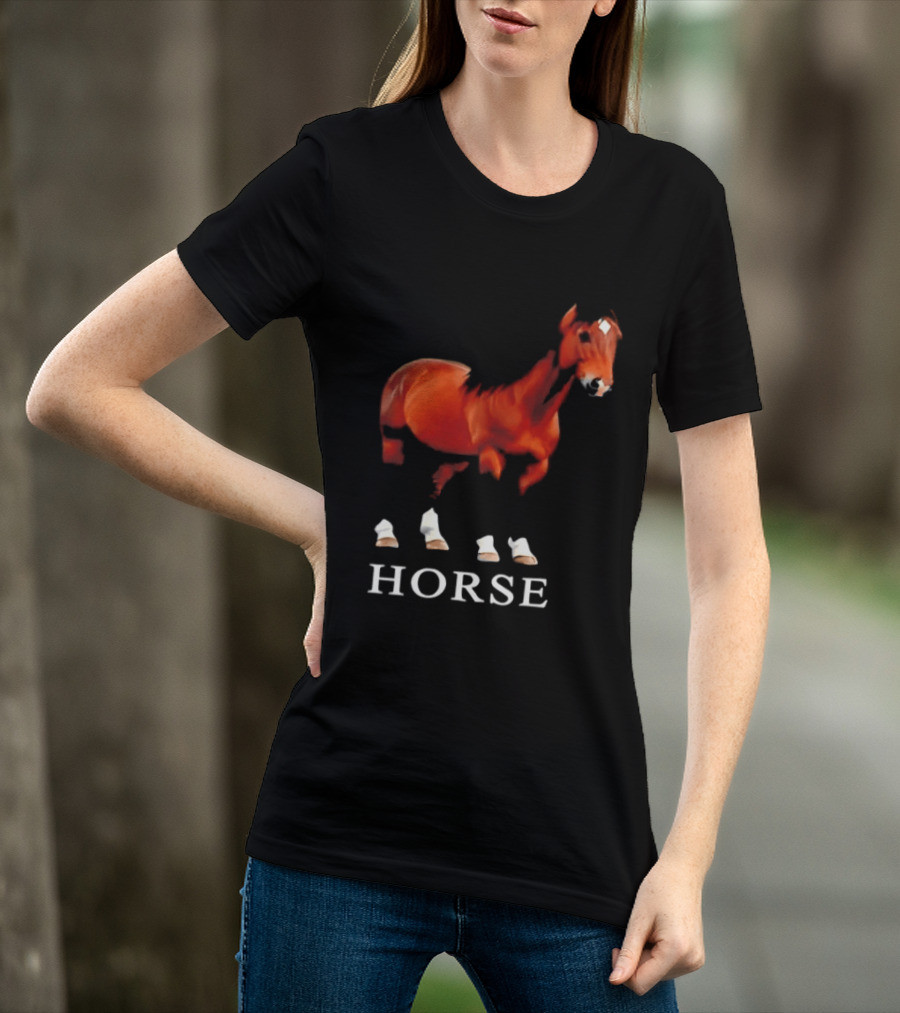 Horse Realistic Equestrian Art Style Hoof T-Shirt