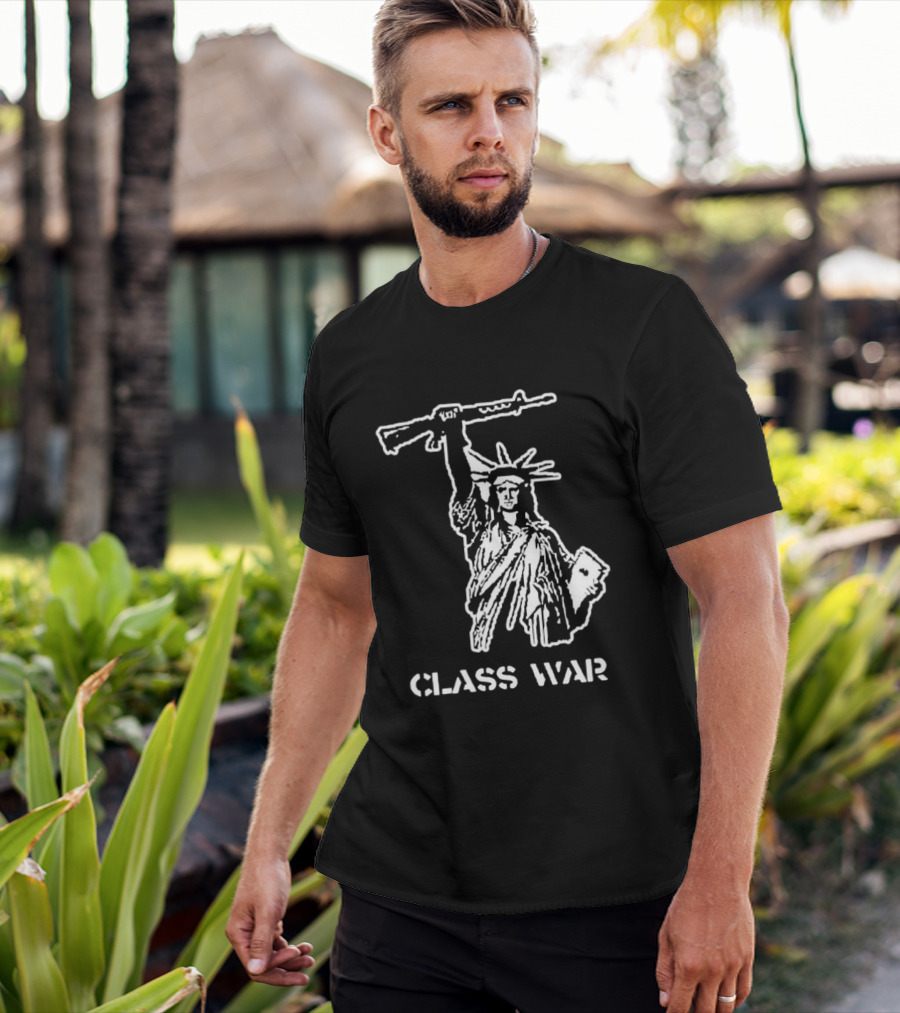 Statue Of Liberty AK 47 Class War New York USA T-Shirt