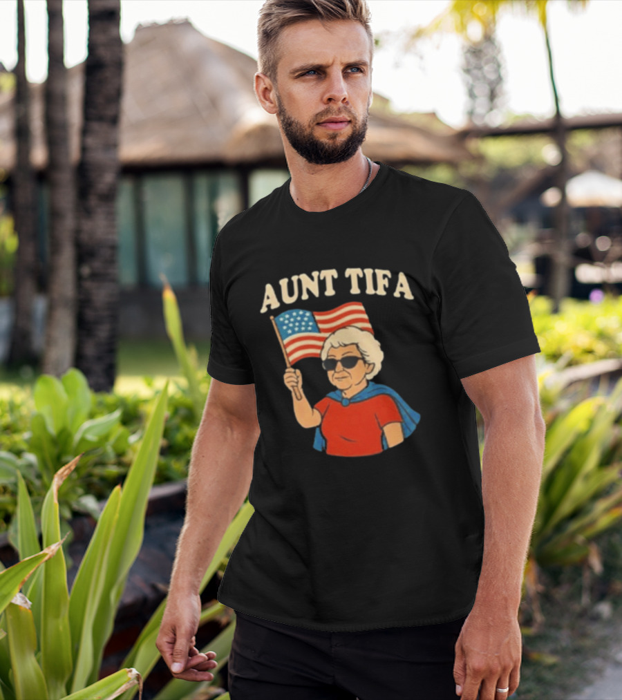Aunt Tifa USA Flag And Cool Grandma In Sunglasses T-Shirt