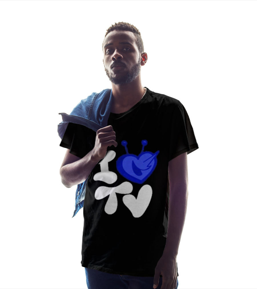 Paperboxmart I Love TV Blue Heart Antenna T-Shirt