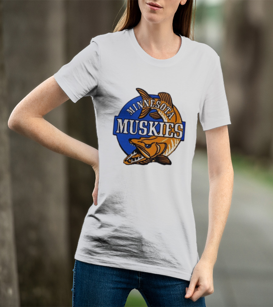 Minnesota Muskies Fishing Muskie T-Shirt