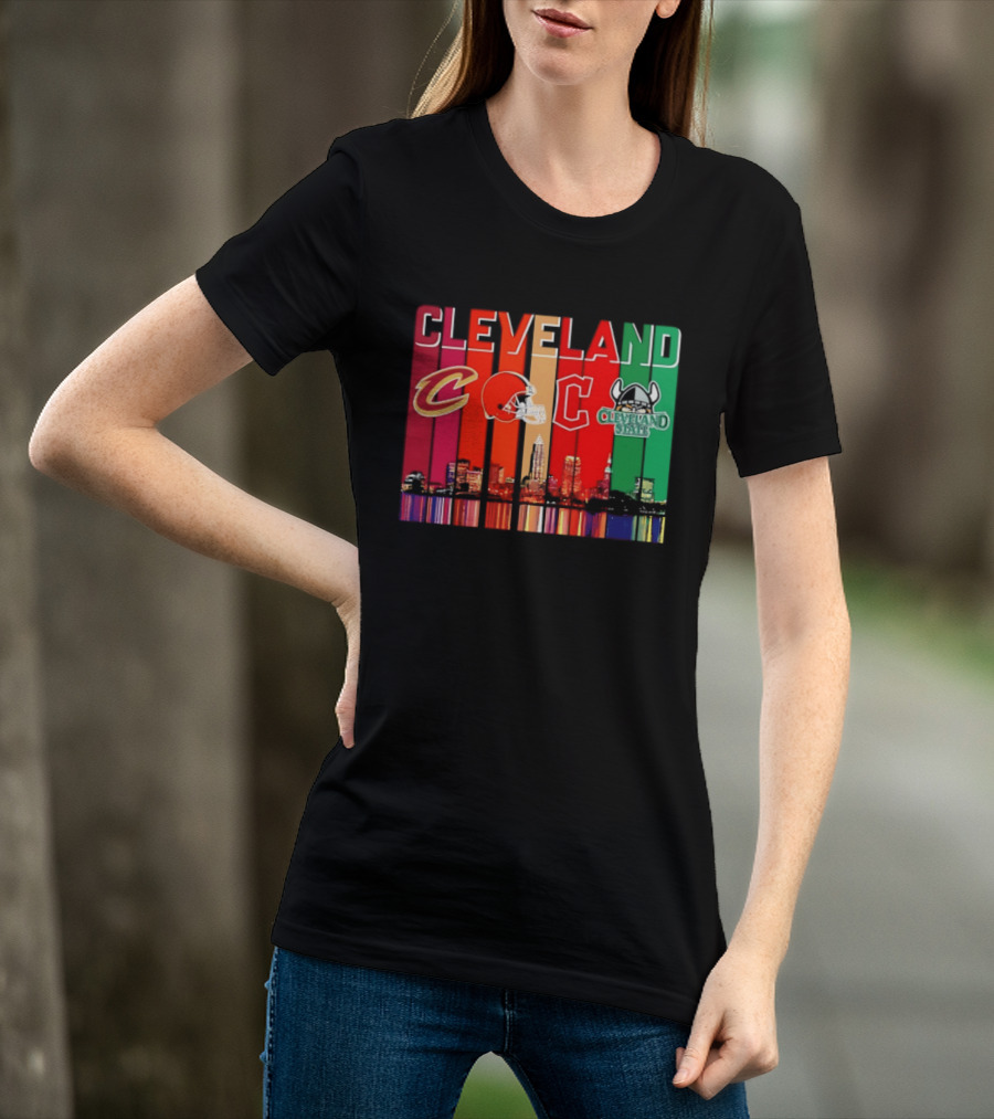 Cleveland Cavaliers Browns Guardians Cleveland State Vikings City Skyline T-Shirt