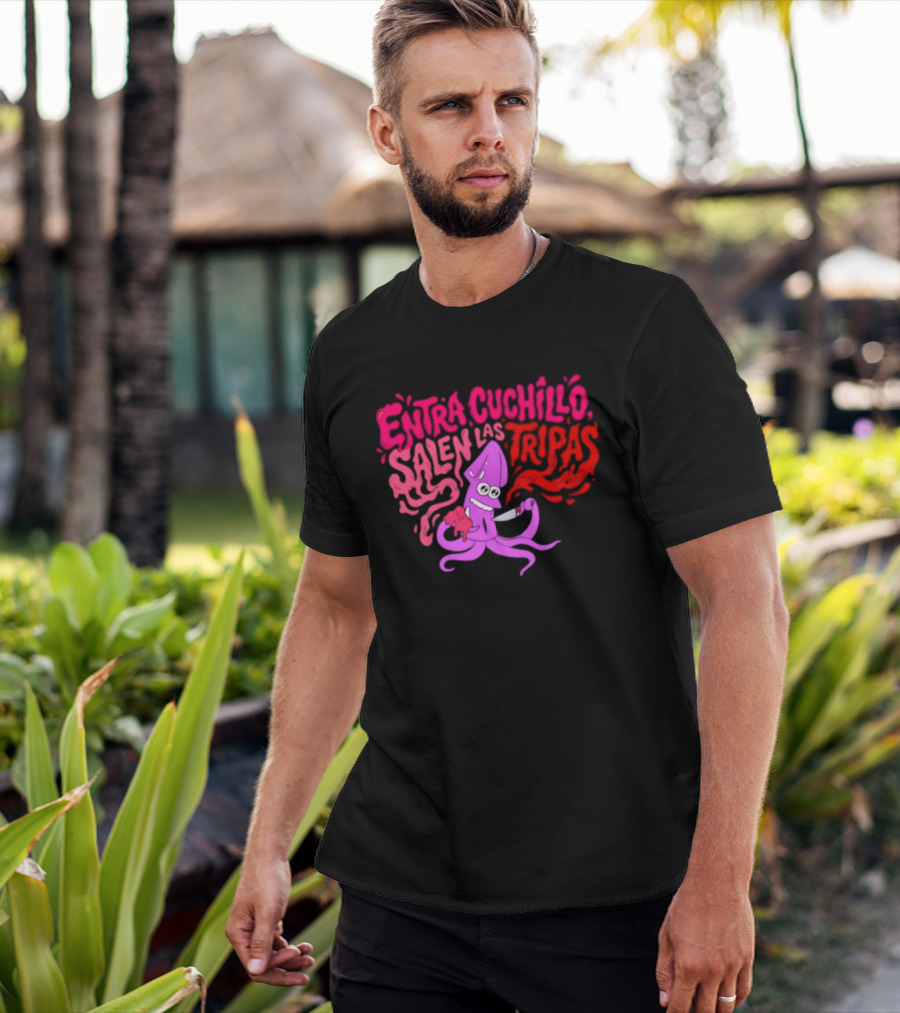 Entra Cuchillo Salen Las Tripas Squid Cartoon Knife Fun T-Shirt