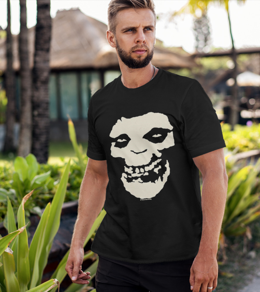 SUGA BTS Crimson Ghost Skull Misfits Collaboration T-Shirt