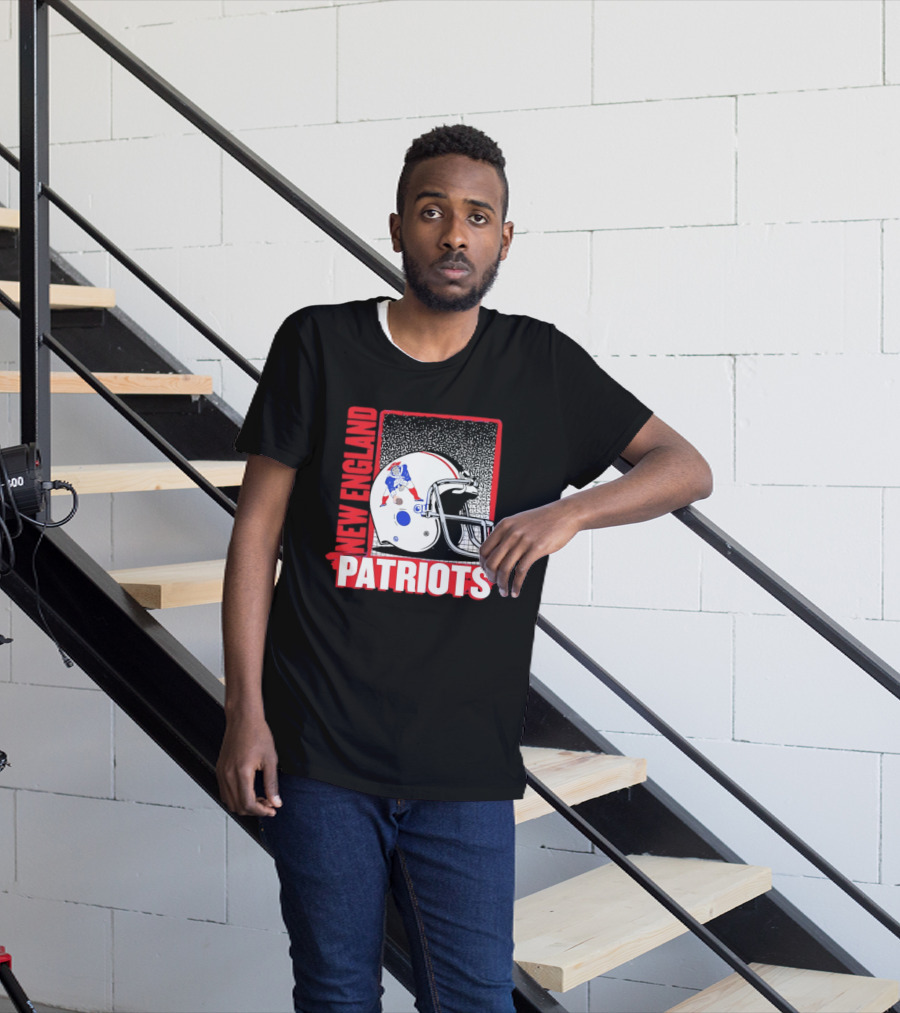 New England Patriots Vintage Helmet 2026 Season T-Shirt
