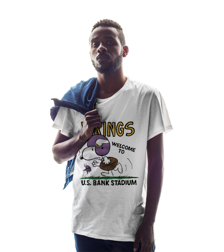 Minnesota Vikings Snoopy Welcome To U.S. Bank Stadium Peanuts Collaboration T-Shirt