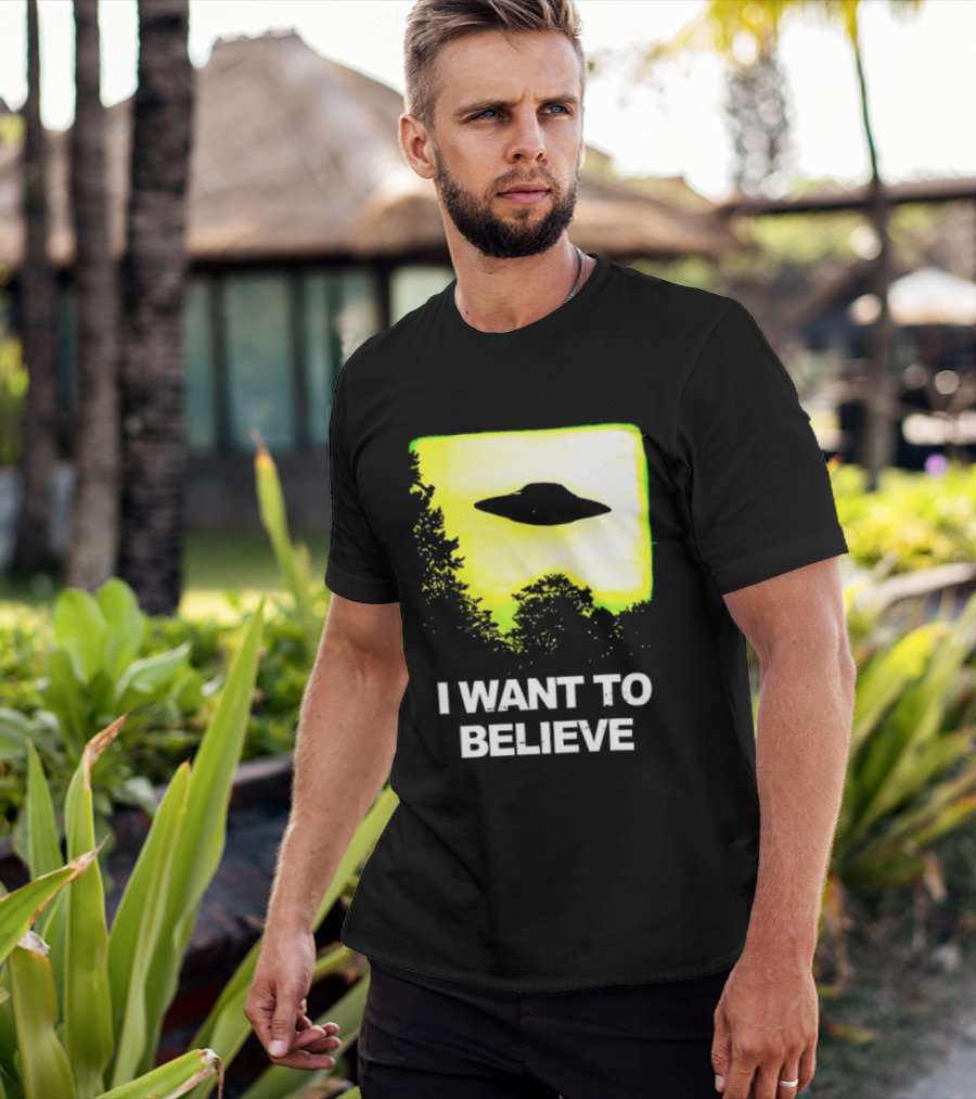 Alien I Want To Believe UFO Silhouette Paranormal Activity The Truth Is Out There T-Shirt