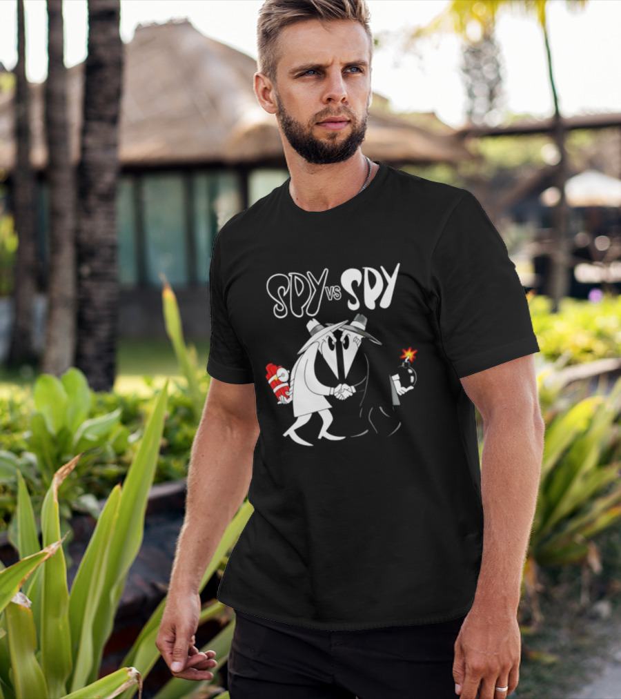 Spy Vs Spy Mad Magazine Comic Strip Cold War Classic Characters Showdown T-Shirt