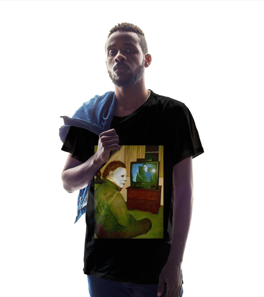 Michael Myers Ing Himself On TV Halloween Scene T-Shirt