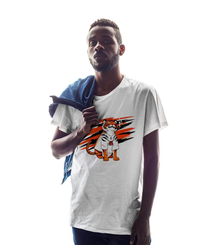 Cincinnati Bengals Tiger With Cigar And KGM Chain T-Shirt