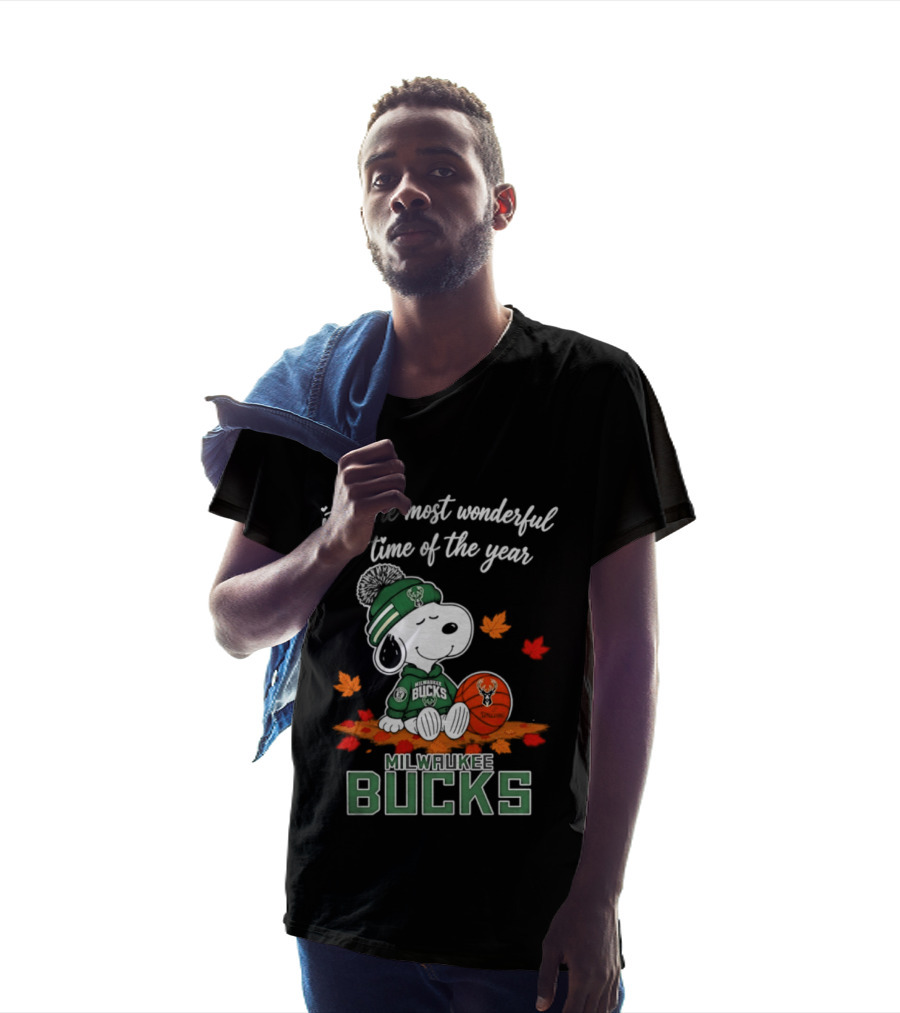 Milwaukee Bucks Snoopy 2026 It's The Most Wonderful Time Of The Year Halloween T-Shirt