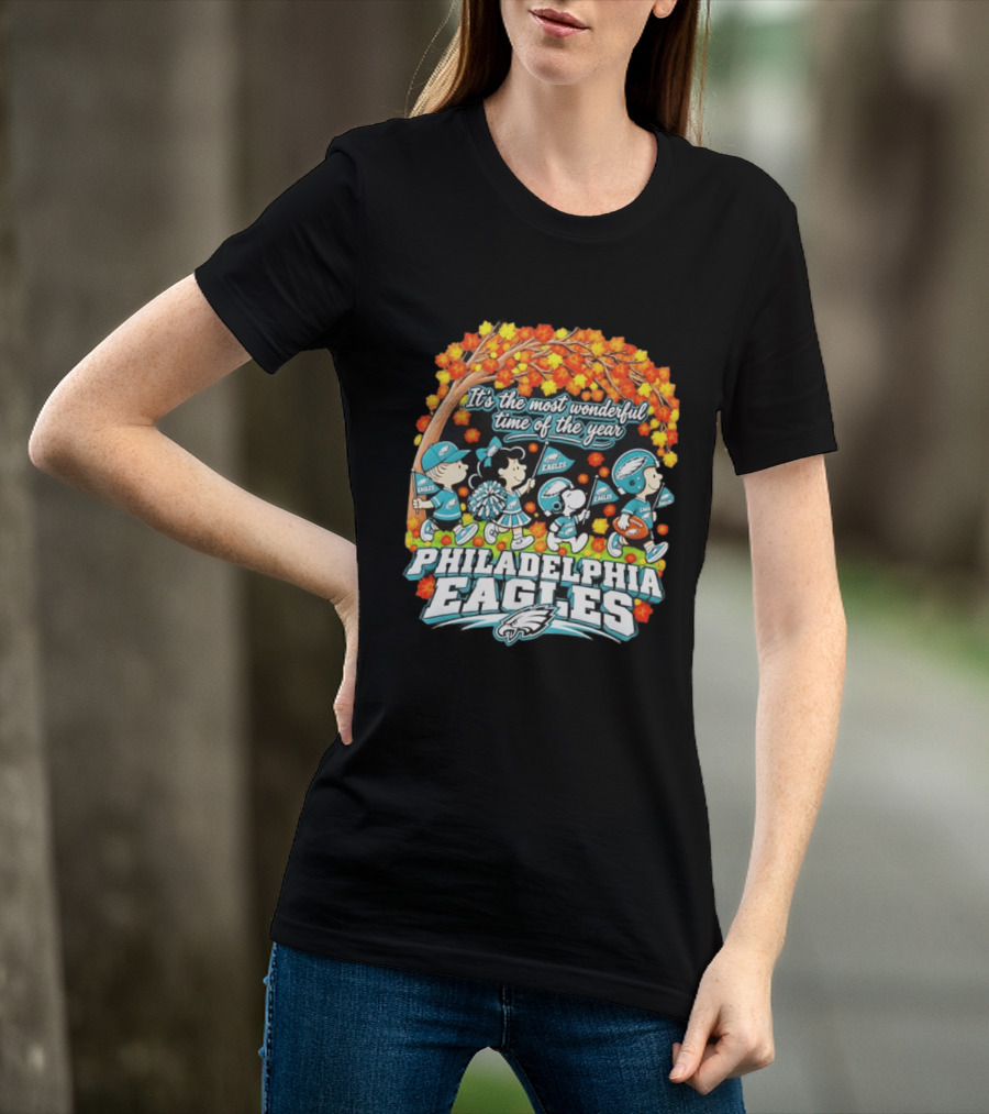 Philadelphia Eagles Peanuts Characters Autumn It's The Most Wonderful Time Of The Year T-Shirt