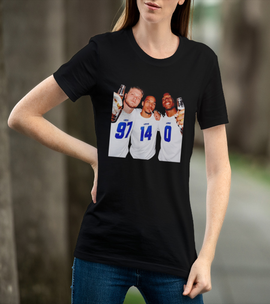 Detroit Lions Aidan Hutchinson Amon Ra St. Brown Jahmyr Gibbs Holding Beer Bottles Smoking Celebration T-Shirt