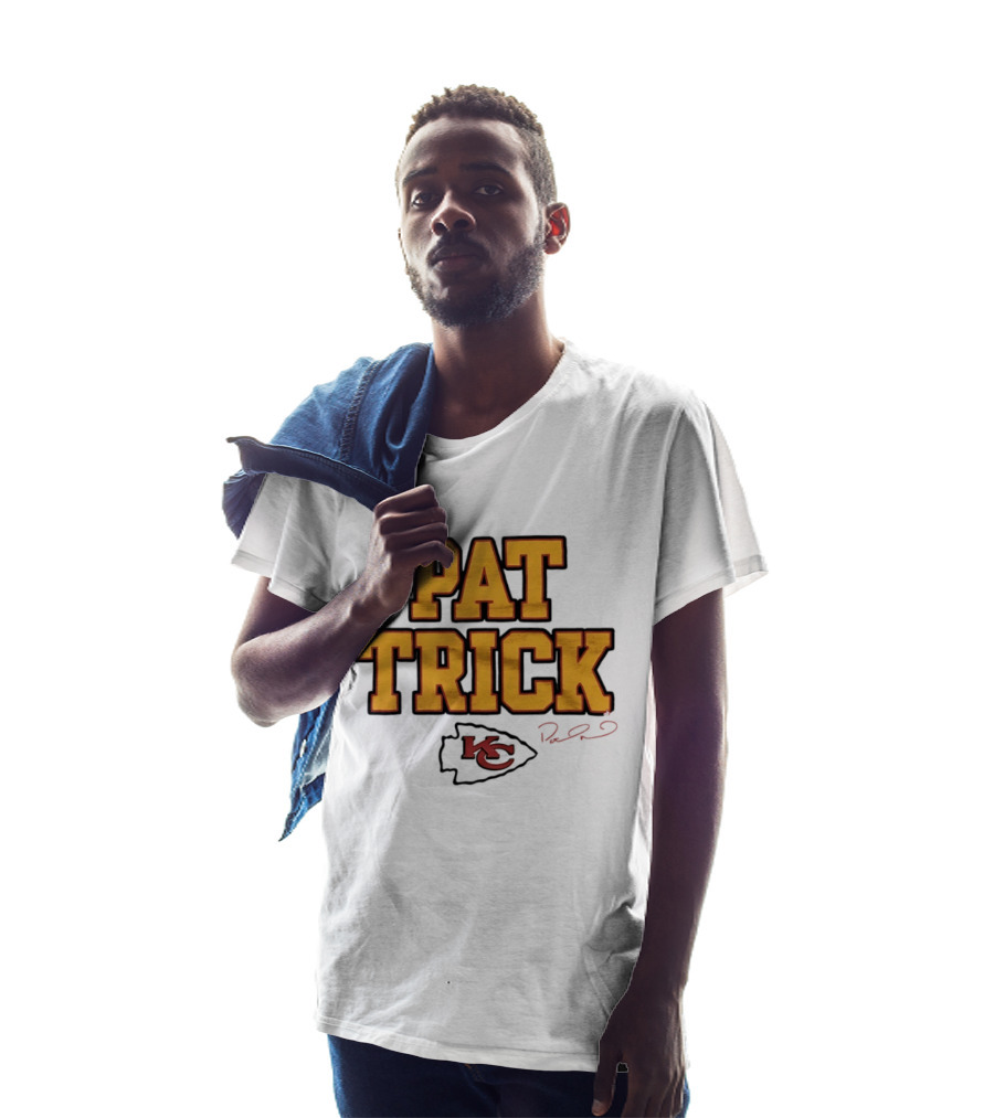Pat Trick Kansas City Chiefs Patrick Mahomes KC Signature T-Shirt