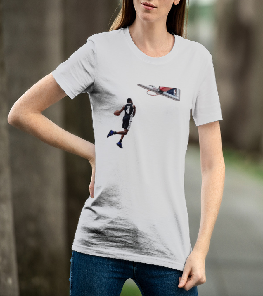 DeAaron Fox Dunk Action Sacramento Kings Basketball NBA T-Shirt
