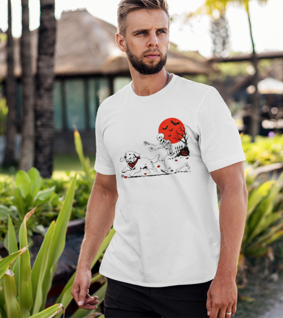 Golden Retriever And Skeleton Chase Under Red Moon With Bats And Pumpkin T-Shirt